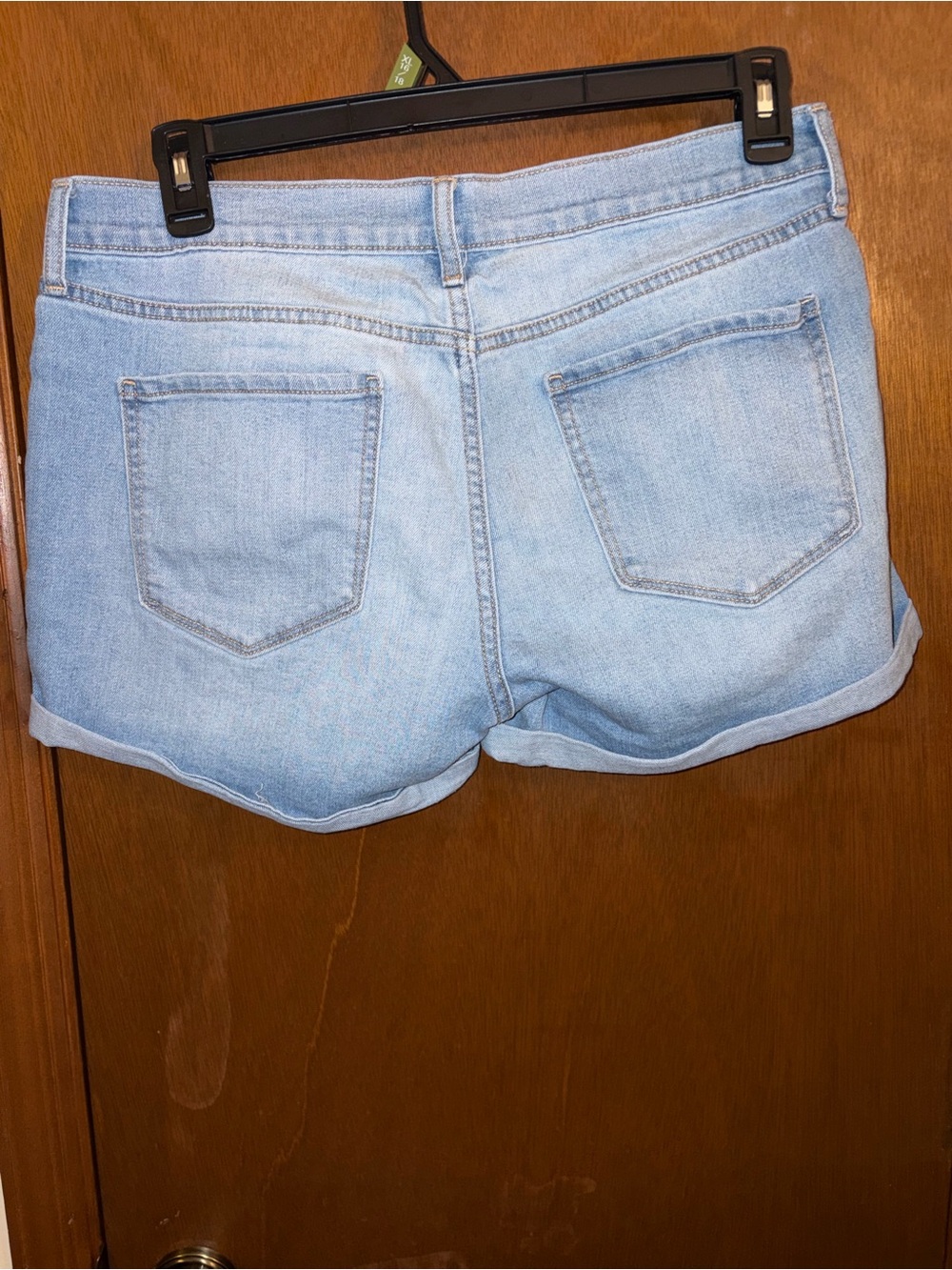 Old Navy Light Blue Boyfriend Denim Shorts - Picture 4 of 5